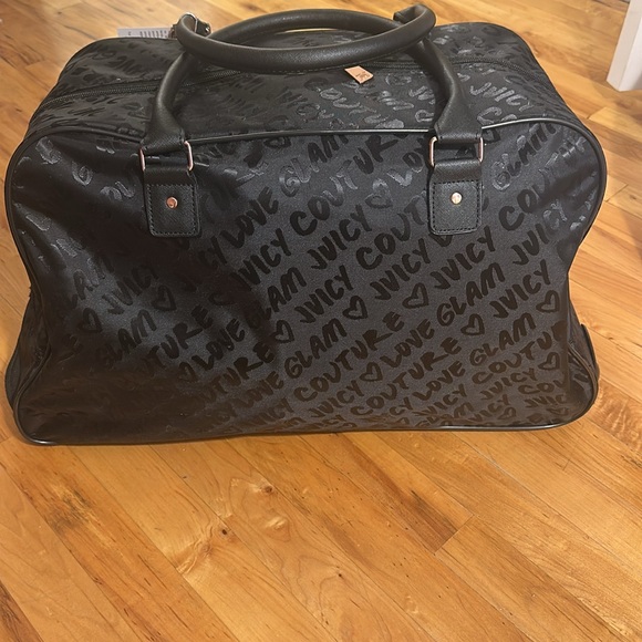 Juicy Couture carry on with wheels - Picture 5 of 9